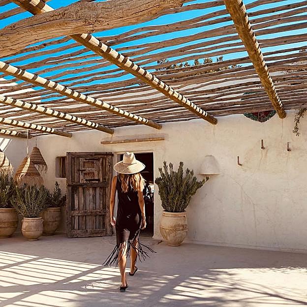 Descubre cómo y por qué caminar aumenta tu metabolismo y quema más grasa que otros ejercicios que te hacen sufrir