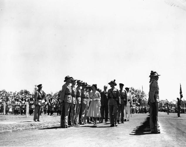 Uno de los primeros viajes de la princesa Isabel y Felipe fue, en 1952, a Australia, Nueva Zelanda y Kenia.