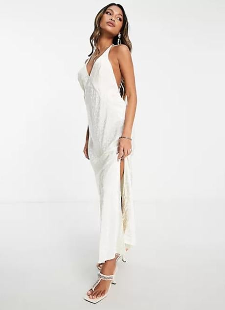 Imagen - Vestido lencero de ASOS en color marfil. 