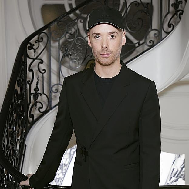 Esta es la nueva barra de labios de lujo que adoran las francesas: el maquillador de las famosas tiene las claves para que quede perfecta