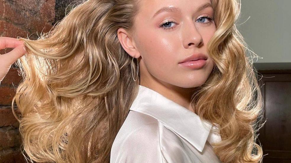 Champús para cuero cabelludo sensible que alivian, purifican, hidratan en profundidad y dejan la melena sedosa y luminosa