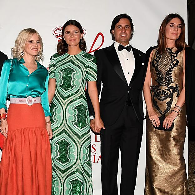 Cómo se llevan Lourdes Montes y Eugenia Martínez de Irujo: así es la curiosa relación que mantienen la actual mujer de Francisco Rivera y su ex