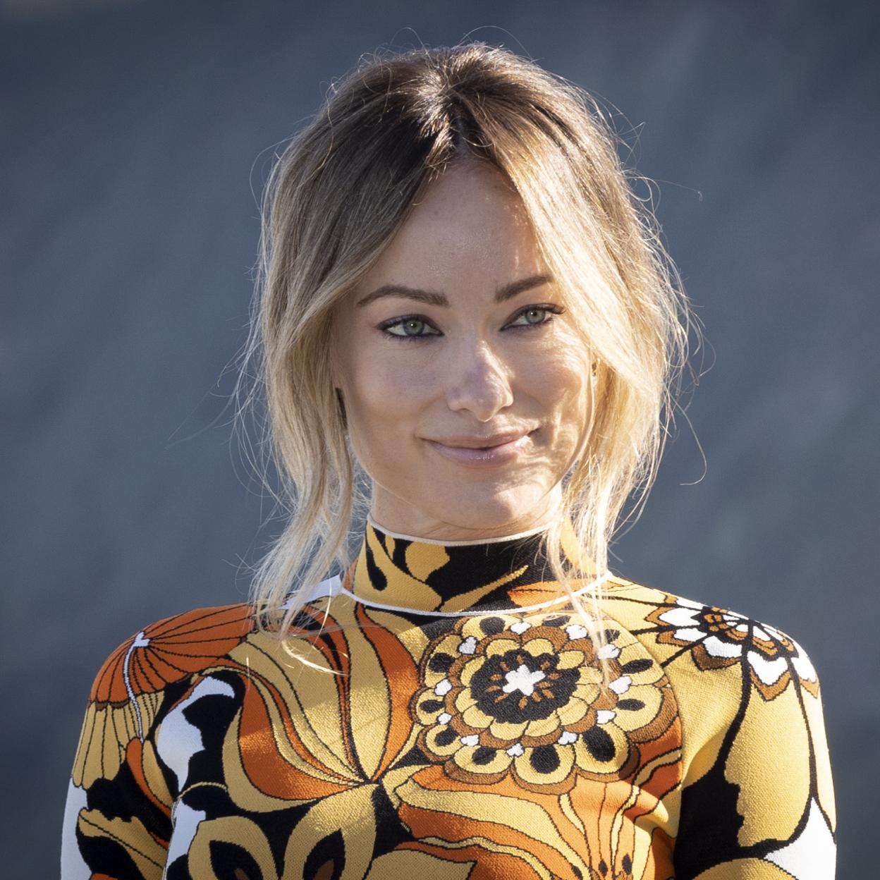 Así puedes copiar el deslumbrante look de Olivia Wilde en el Festival de San Sebastián