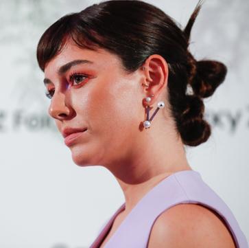 Imagen secundaria 1 - Dua Lipa, Blanca Suárez y Úrsula Corberó.