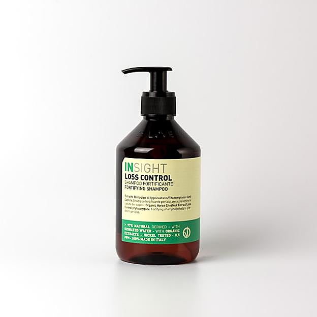 Un champú fortalecedor del cabello.