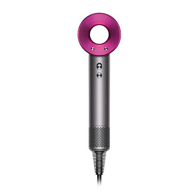 Secador Supersonic™ de Dyson con cinco accesorios incluidos. Compra en el botón inferior.