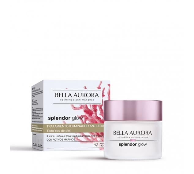 Con activos marinos, cohesiona la piel, la reafirma y atenúa arrugas y líneas de expresión. Además, sus pigmentos iluminadores corrigen el tono apagado, aportan luminosidad y un efecto de buena cara instantáneo. Es de Bella Aurora. Precio: 31,14.