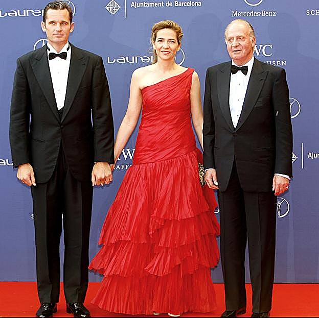 La relación del rey Juan Carlos con sus yernos y su nuera: insultos a Letizia, desconfianza con Urdangarin y ninguneo a Marichalar 