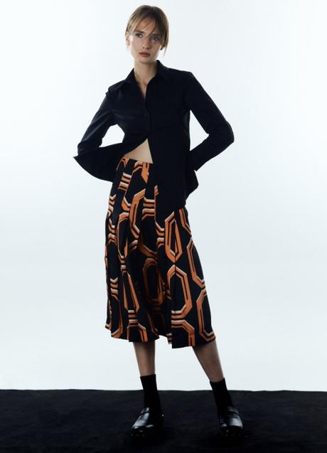Imagen - Falda con estampado geométrico, 35,99 euros en Sfera.