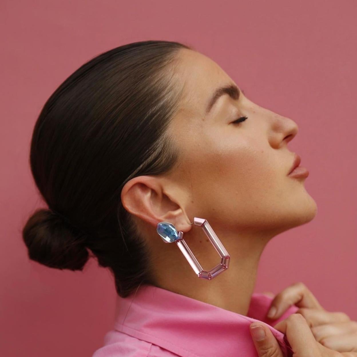 El roller facial favorito de las famosas que no para agotarse