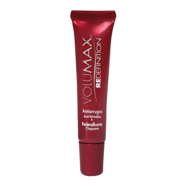 Rejuvenece y luce unos labios más suaves y sensuales. Además, recupera el volumen de los labios consiguiendo hidratarlos y flexibilidad a la zona. Es de Volumax. Precio: 11,60 €. Cómpralo aquí