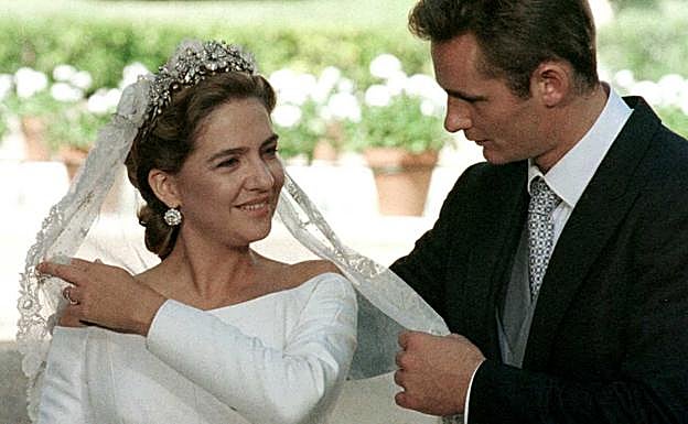 Iñaki Urdangarin y la infanta Cristina el día de su boda.