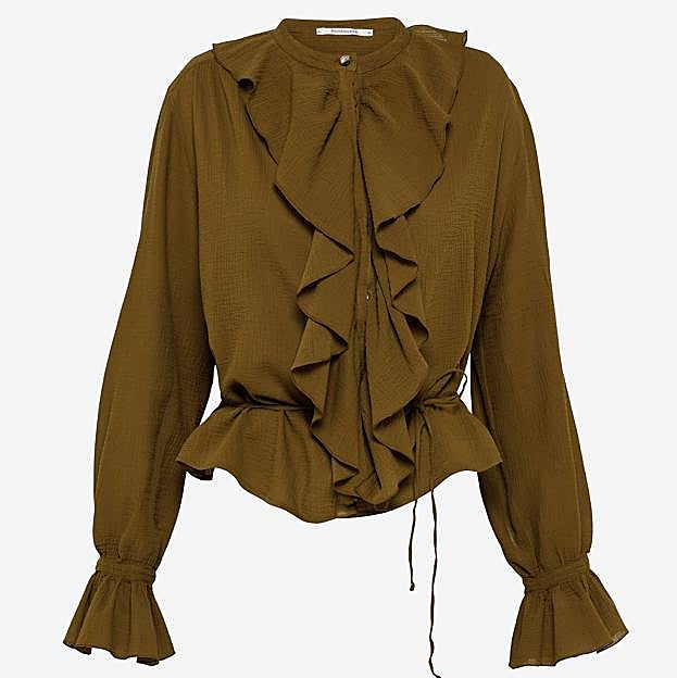 Imagen principal - Blusa en verde militar, de Pomandère; blusa retro de Cyrana y blusa con bordados de Antik Batik. 