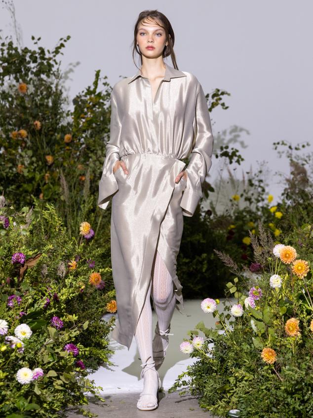 Moisés Nieto presenta SIESTA, inspirada en el lujo del descanso mediante la artesanía y la sostenibilidad