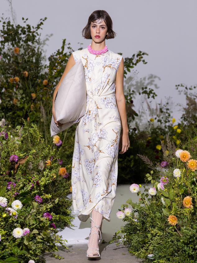 Moisés Nieto presenta SIESTA, inspirada en el lujo del descanso mediante la artesanía y la sostenibilidad