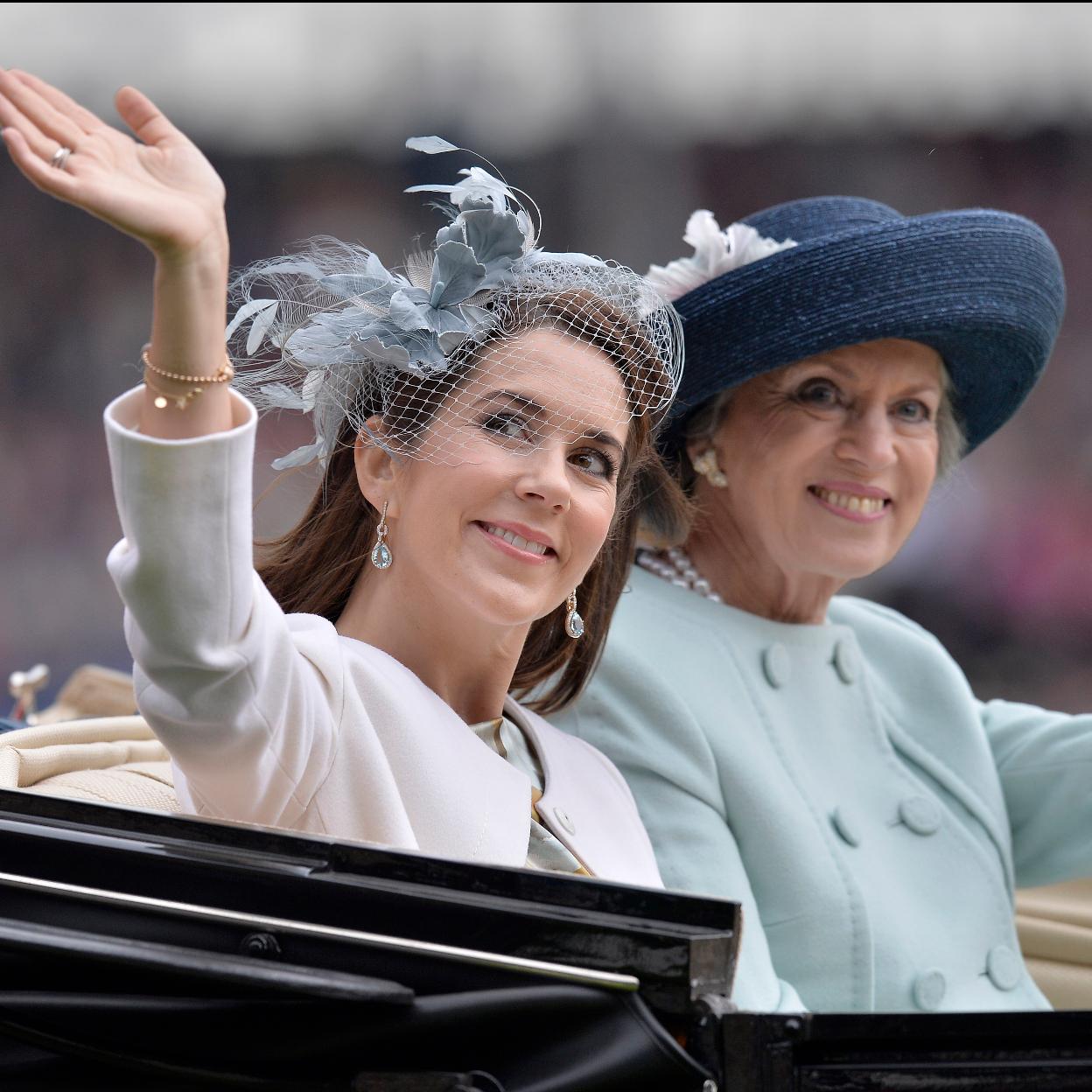 La princesa Mary de Dinamarca y su tía política, la princesa Benedicta.