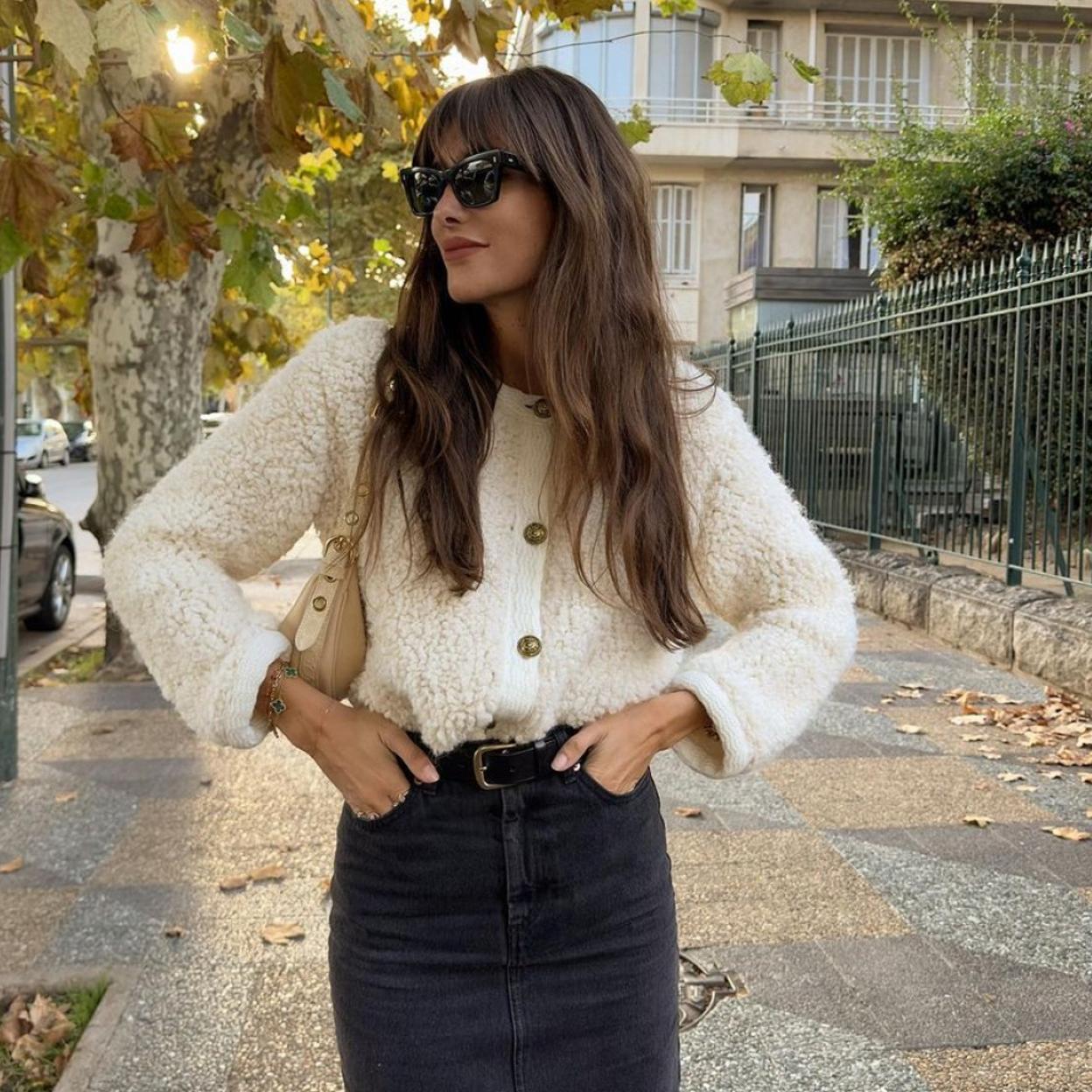 El cárdigan de borreguillo de Massimo Dutti que conquista a las francesas