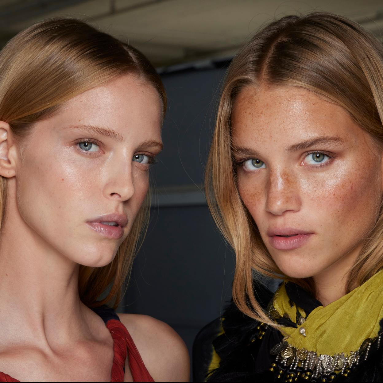 Tenemos el sérum más hidratante para el contorno de ojos que ilumina y combate arrugas