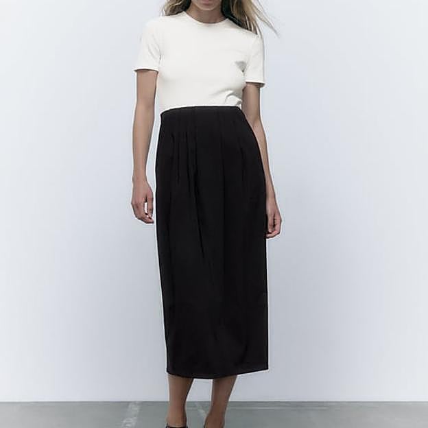 Imagen principal - Propuestas de vestidos en blanco y negro (Zara, Bayolo y Pinko).