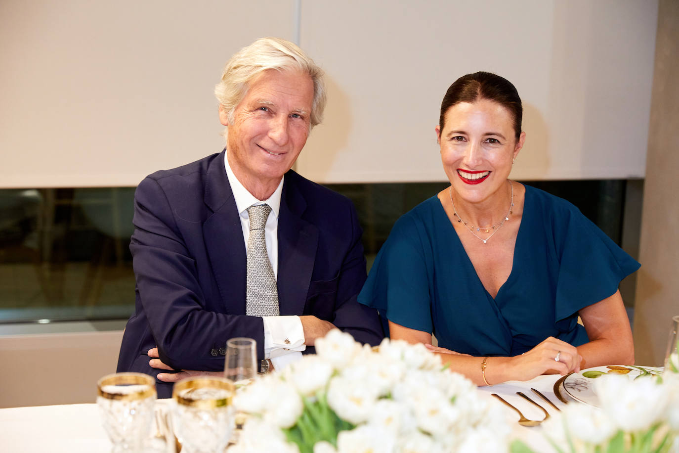 Yann Reznak, director de Grassy, con Samary Fernández Feito, directora general del Área de Lujo, Estilo de Vida y Revistas de Vocento.