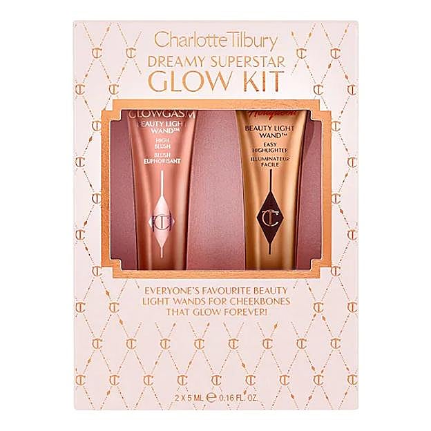 Set de iluminador y colorete Dreamy Superstar Glow Kit de Charlotte Tilbury.