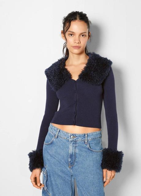 Imagen - Chaqueta de punto con cuello y puños de pelo a combinación