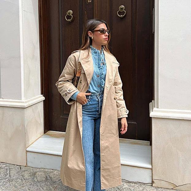 El total look denim que ha enamorado a francesas y españolas para vestir a diario en otoño
