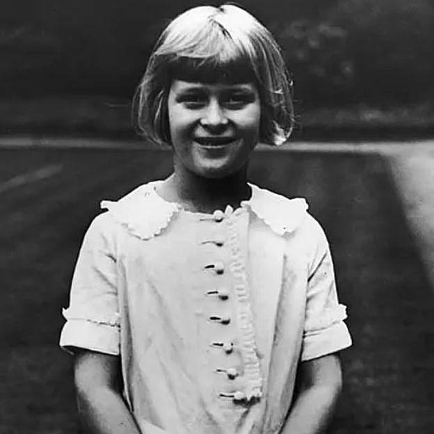 Sofía de Grecia posa en una imagen de su infancia.