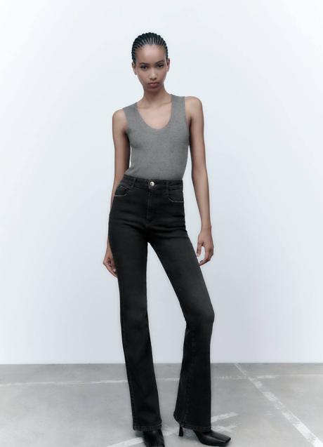 Imagen - Jeans de tiro alto y campana