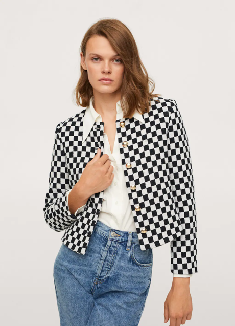 Imagen - Americana corta de Mango Outlet, 35,99€.