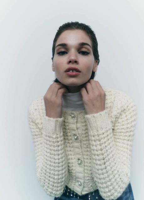 Imagen - Cardígan de punto con aplicaciones enjoyadas