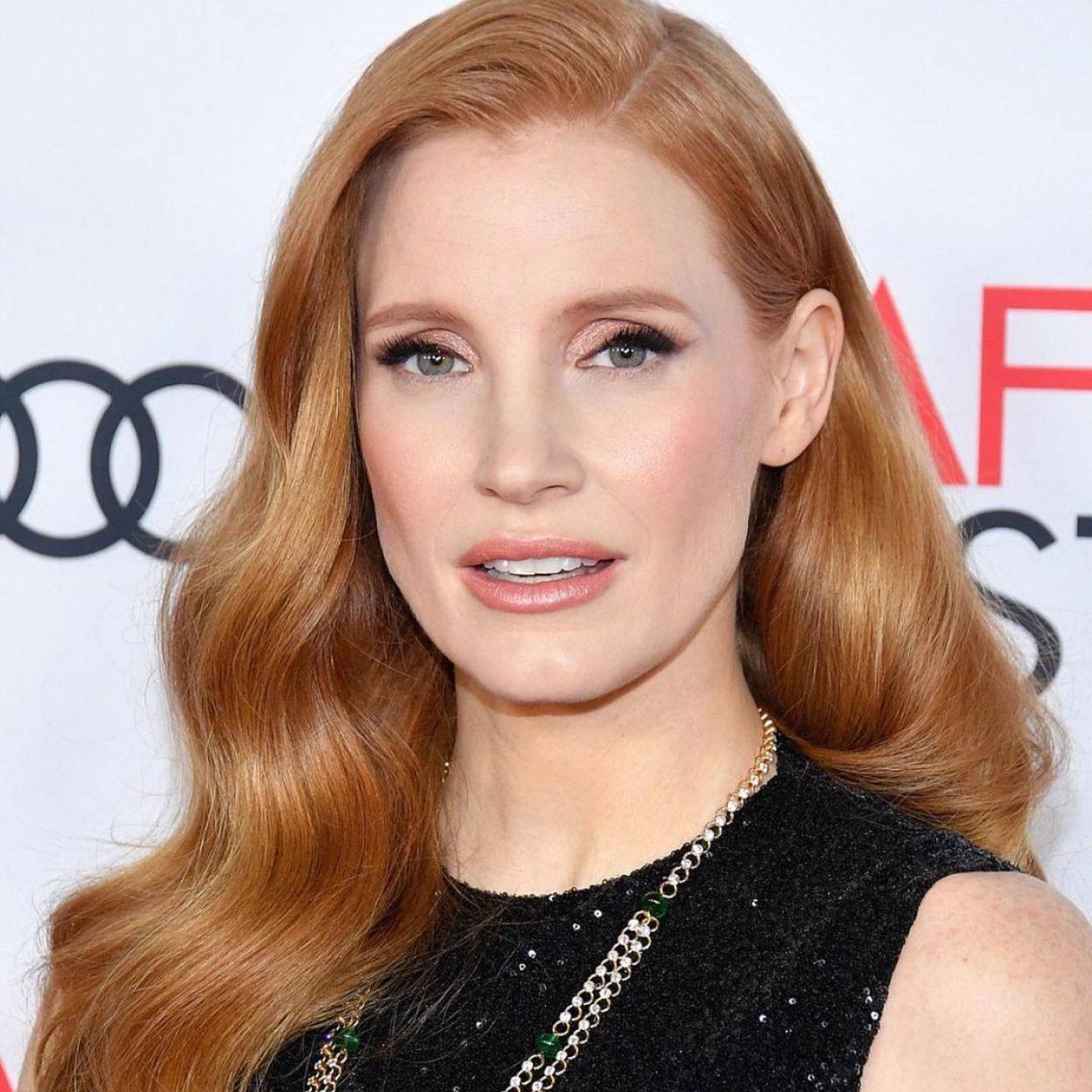 Presume de la piel tersa de la actriz Jessica Chastain con estos contornos rellenadores de arrugas