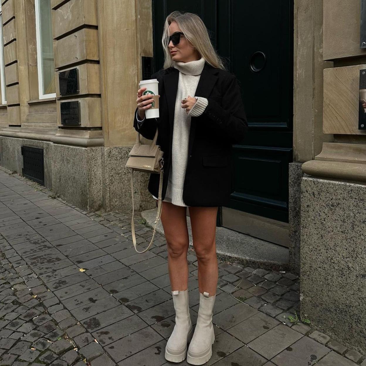 Los botines calcetín aportan un toque formal y elegante, independientemente de tu look, estilo o edad. 