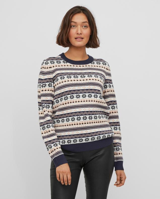 Jersey navideño con estampado de Vila que se vende de forma online exclusivamente. Tiene un precio de 24,99 euros. Cómpralo aquí