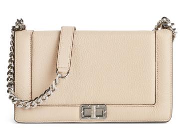 Imagen secundaria 1 - Siluetas de prendas de la colección otoño de Geox.