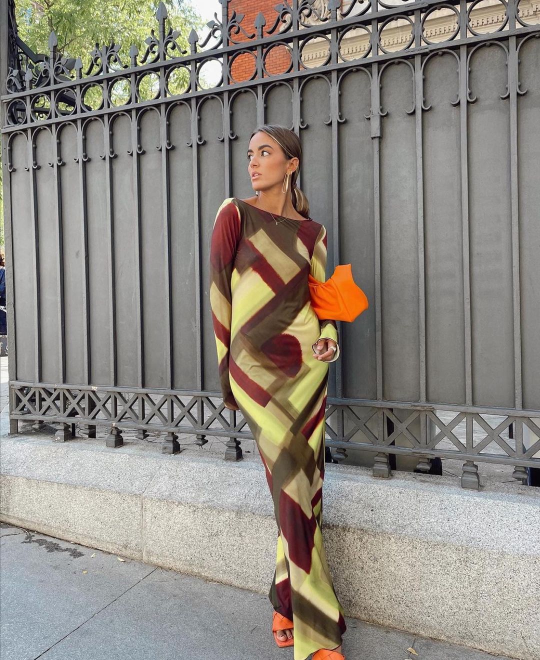 Imagen secundaria 2 - Este vestido de Zara es el favorito de las influencers.