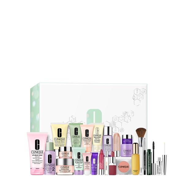 Otro de los calendarios de Adviento que te conquistará es este de Clinique. Cuenta con 24 regalos con algunos de sus mejores productos, tanto de belleza como de maquillaje. Cómpralo aquí