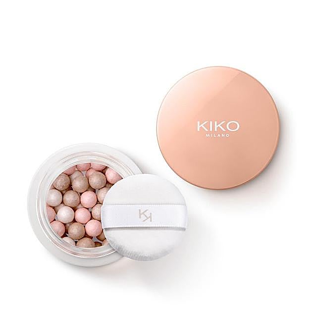 Blossoming Beauty Rays Of Light Highlighter de Kiko Cosmetics.