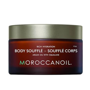 Imagen secundaria 1 - Vinosculpt Bálsamo Corporal Lifting y Firmeza, de Caudalie (28,60 €); hidratante Body Soufflé, de Moroccanoil (39,99 €) y aceite en seco Firmly Yours de Ole Henriksen (37,99 €)
