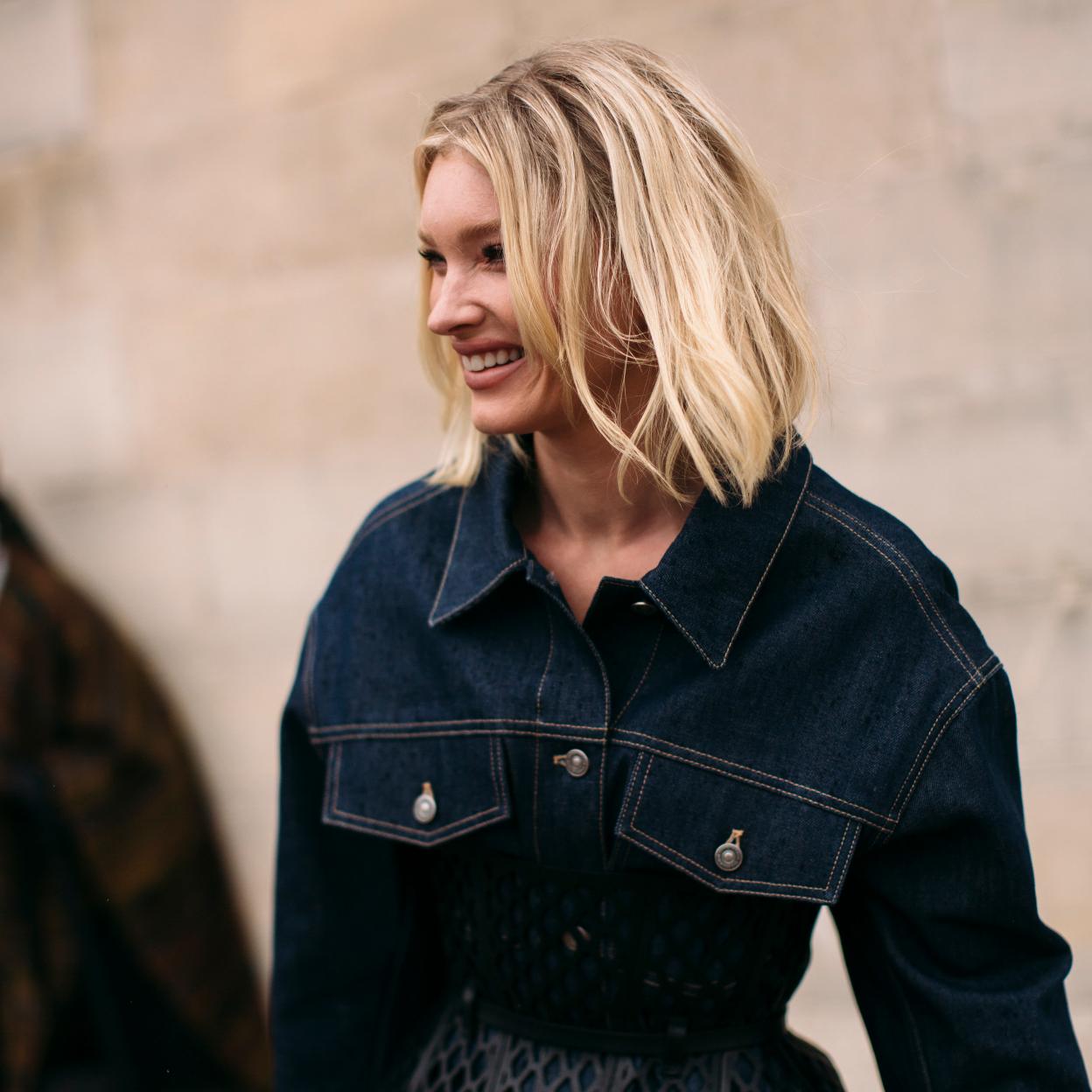 El sérum reparador de noche con aceite de Nangai que salvará tu cabello mientras duermes