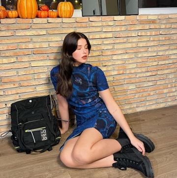 Imagen secundaria 1 - Así llevan las influencers el vestido de Desigual.