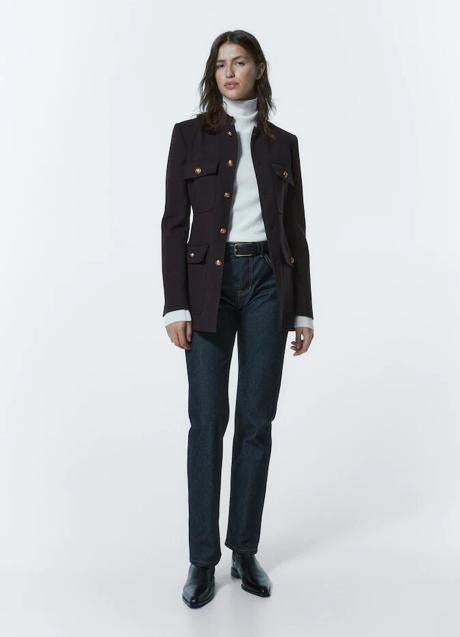 Imagen - Americana con cinturón y sin solapas de Massimo Dutti, 169€.