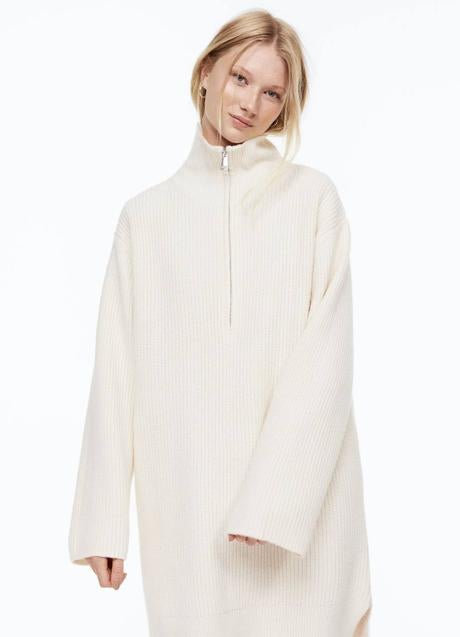 Imagen - Vestido corto de punto con cuello con cremallera