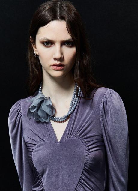 Imagen - El vestido de Sfera es de terciopelo.