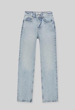 Imagen secundaria 2 - La gabardina, los zapatos y los vaqueros de Pull&Bear.