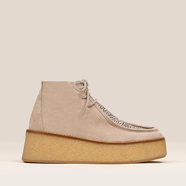 Zapatos wallabee de Gaimo.