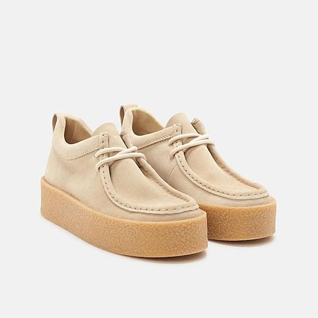 Zapatos wallabee en color beige de Tommy Jeans.