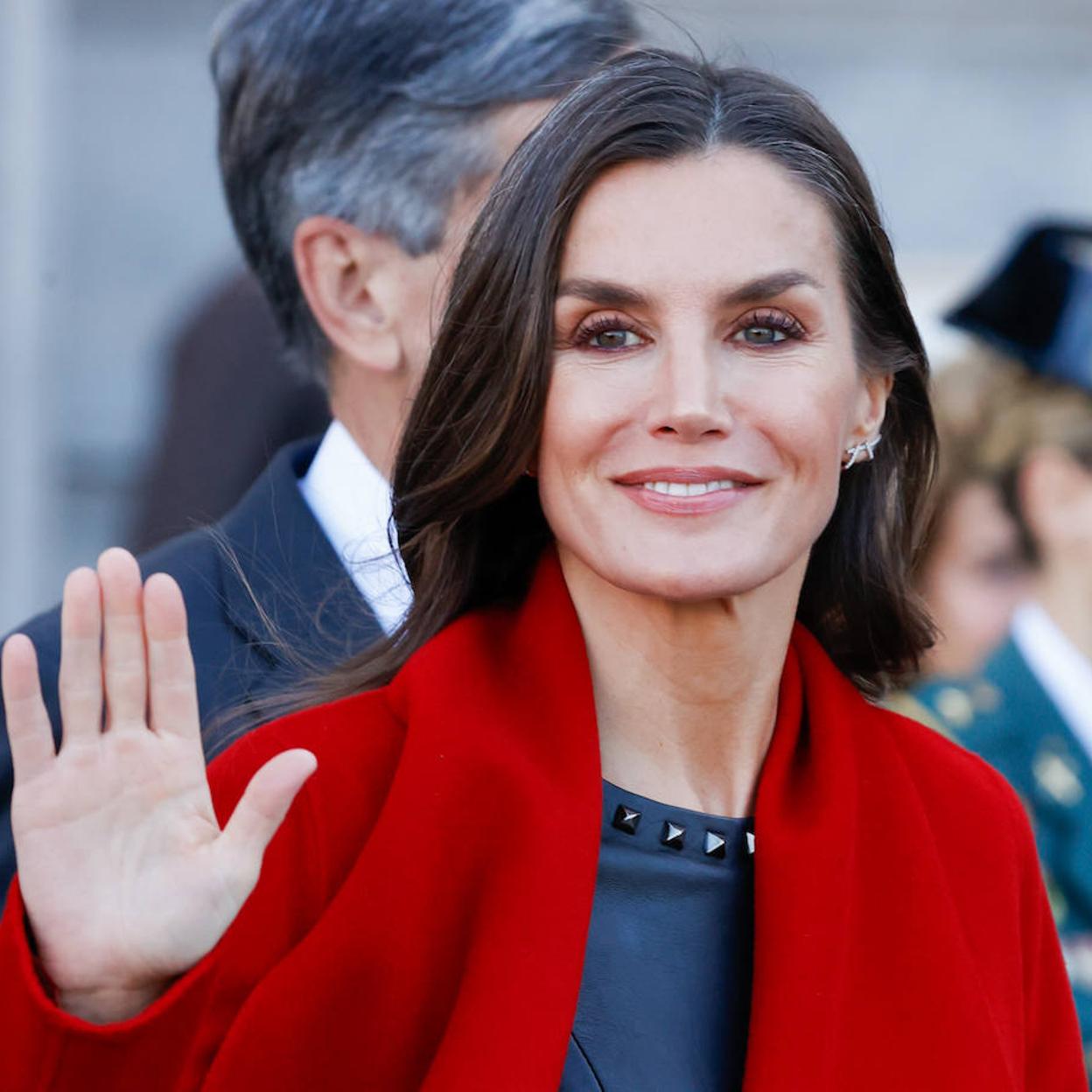 fin de la RIVALidad: Letizia en 2022: así le robó el título de profesional  a la reina Sofía | Mujerhoy