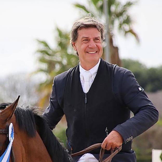 El duque de Aliaga, Cayetano Martínez de Irujo, es un gran aficionado a la hípica. 