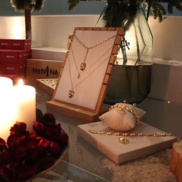 Imagen secundaria 1 - Evento de presentación de la colección «Descubriendo Zahara»